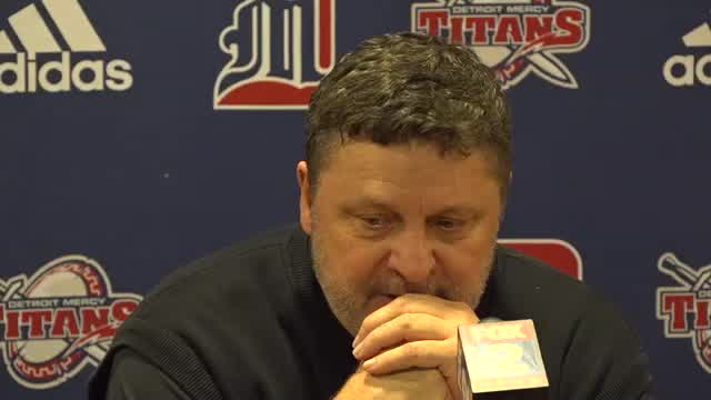 WATCH: Oakland holds on to edge Detroit Mercy 79-73