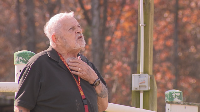 Vet finds new voice, after cancer steals his