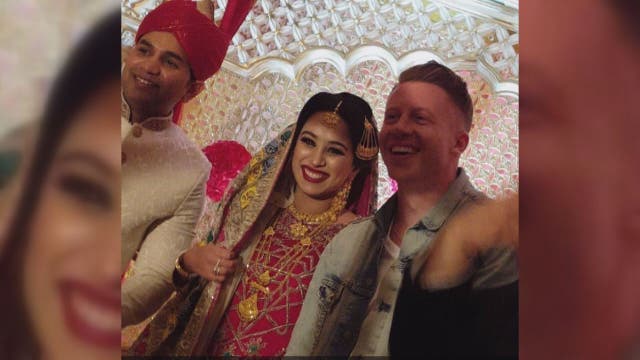 Macklemore crashes wedding with some persuading from his mom