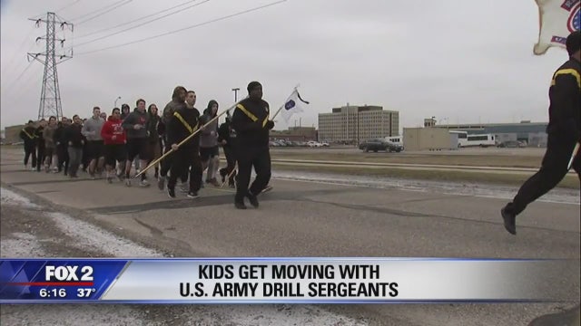 Students get moving with US Army drill sergeants
