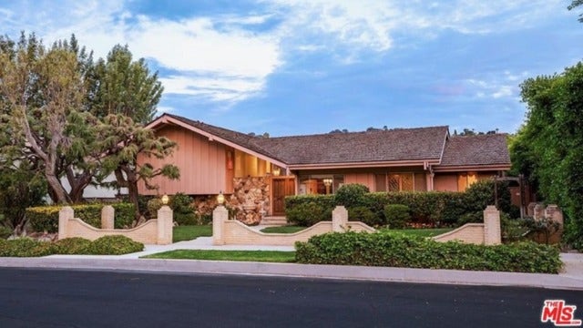 ‘Brady Bunch' house for sale in Studio City for nearly $1.9M