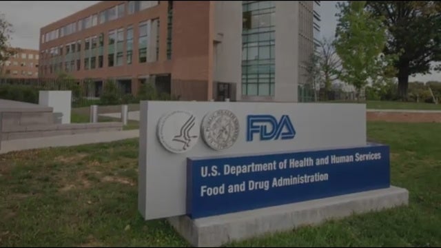 US clears first 'living drug' for tough childhood leukemia