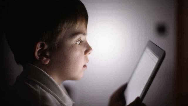 Limiting screen time for your kid? It's harder than it looks