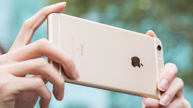 In Sweden's 1st unmanned food store, all you need is a phone