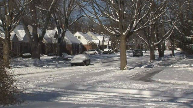 49-year-old man dies while shoveling snow in Royal Oak