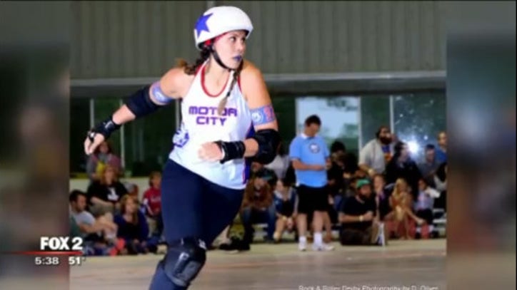 Robin Murdoch recovering after roller derby knee injury | FOX 2 Detroit