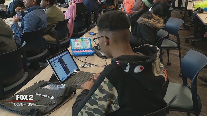 detroit high school students visit microsoft office learn microsoft internships high school