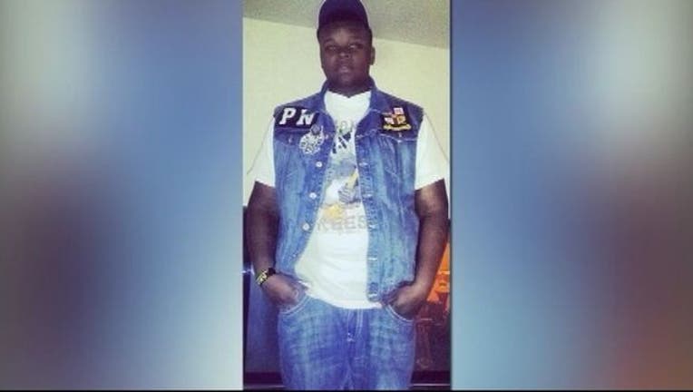 7097b578-St. Louis County Unified Command commits to peace with protesters