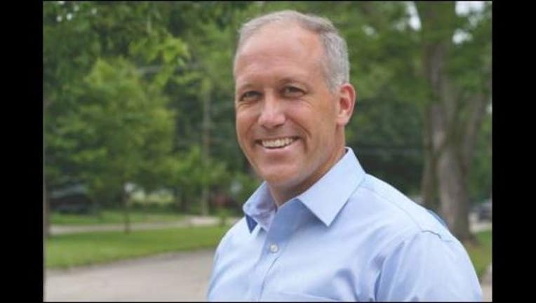 9b387cf8-Christopher Graveline