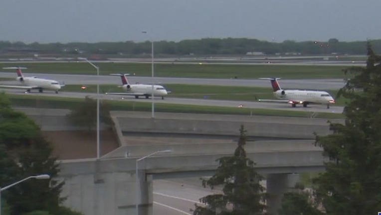 AIRPORT-2_1548210861190.jpg