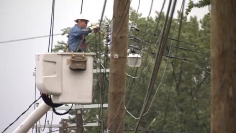 DTE Energy crew working on power outages