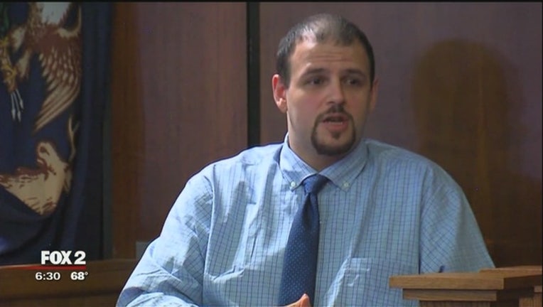 Daniel_Clay_takes_stand_in_murder_of_Che_0_20170515232220