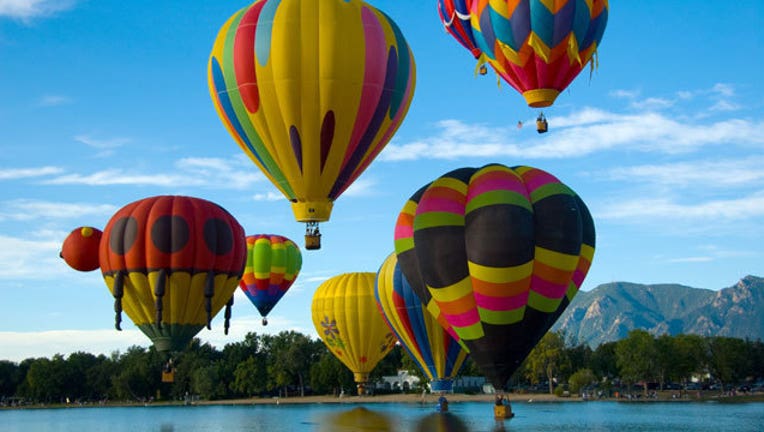 ac85dc32-Hot-air-balloons_1469900779596-407693.jpg