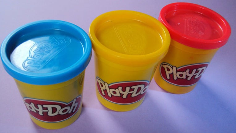 15d87322-PLAY-DOH_1525276834479.JPG