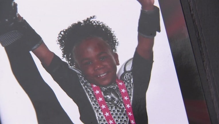 Shooting_kills_1_child__critically_injur_0_20151228165438