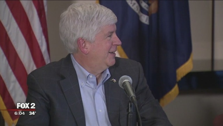 9c820a82-Snyder_mum_on_if_he_ll_veto_Republican_p_0_20181212021323