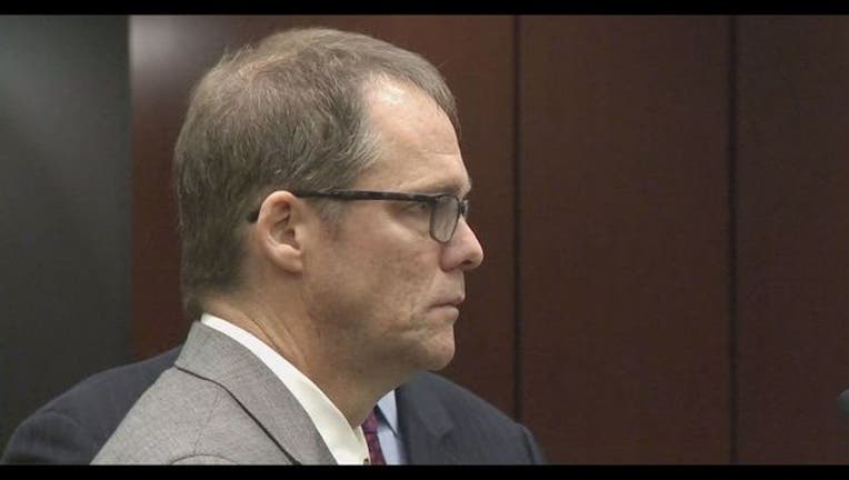 50c2657a-Macomb Co. insurance agent sentenced for embezzling over $800K from elderly