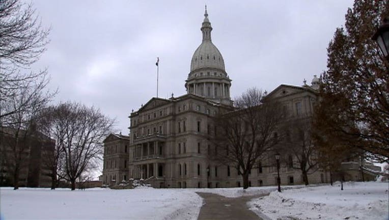 lansing_capitol_snow_clean.jpg