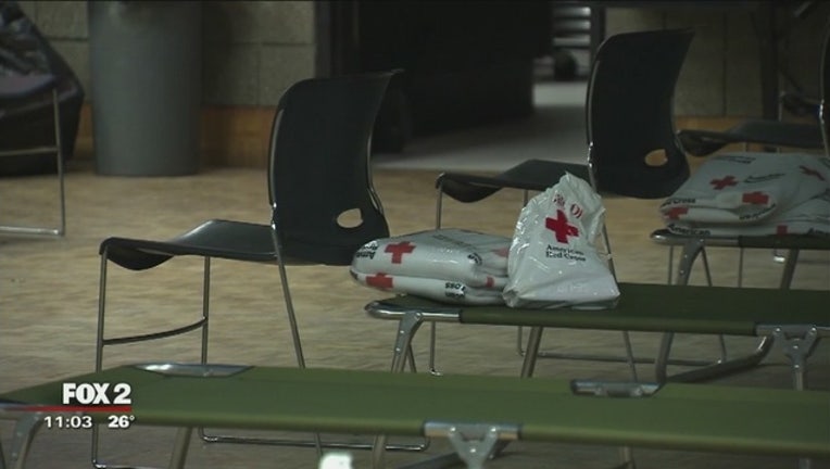 Warming_centers_open_amid_power_restorat_0_20170310162545