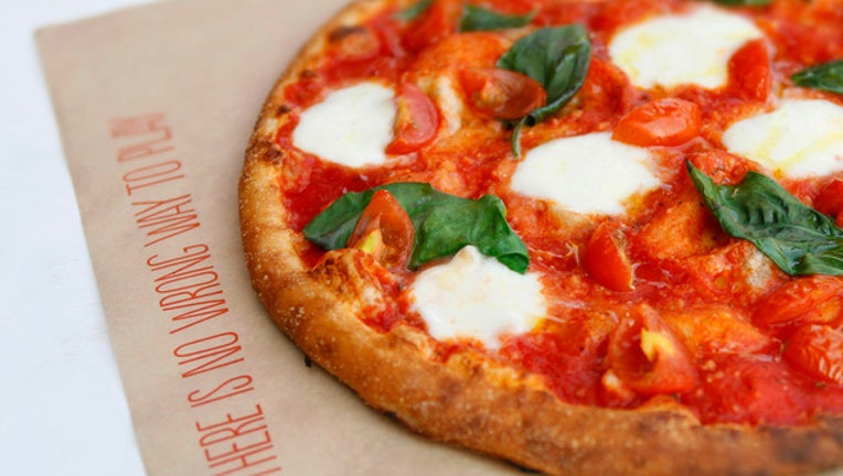 blaze-pizza_1489429039885.jpg