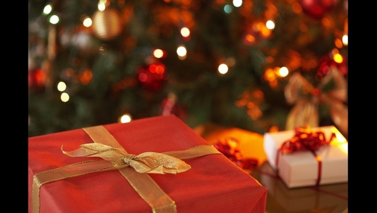 christmas_presents.jpg