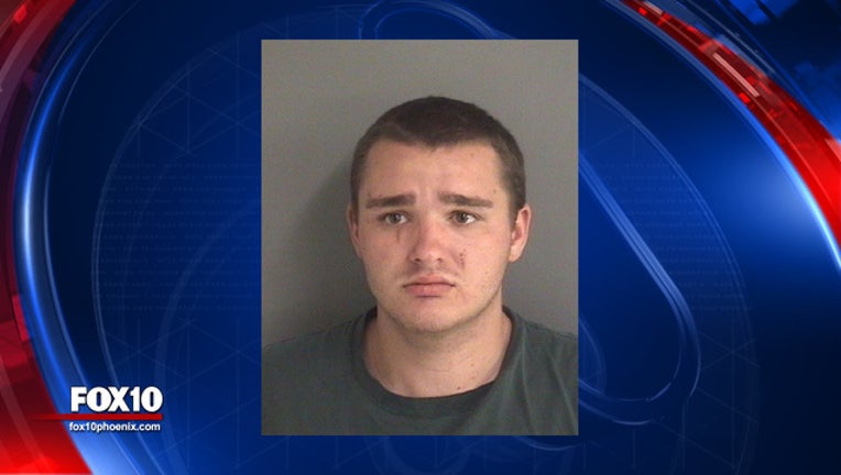 949cda19-collin daniel richards mugshot_1537283856504.jpg-408200.jpg