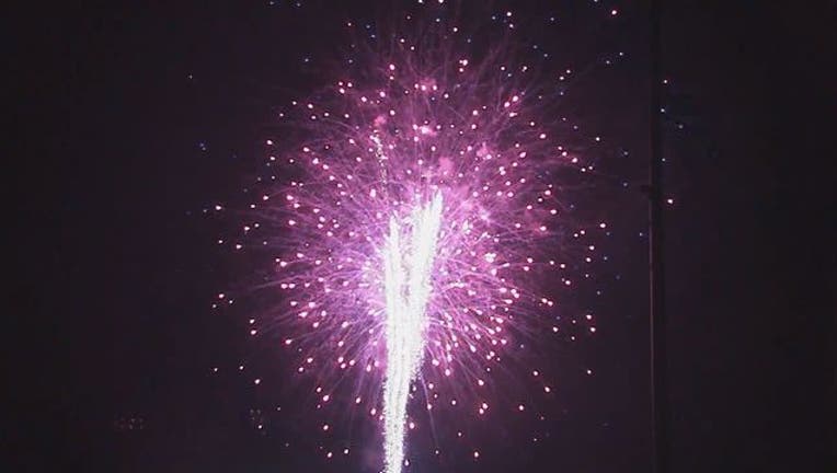 087cafee-fireworks_1485525522187.jpg