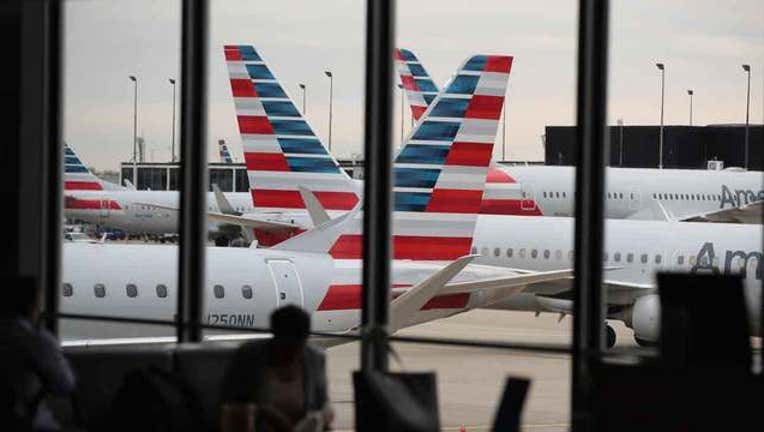 getty-american-airlines-ohare-120318_1543861577201.jpg