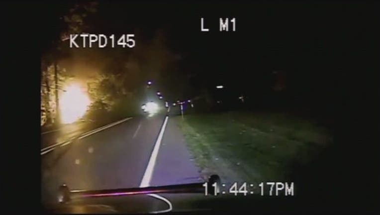 4c8f0b63-kzoo crash_1504699203542.jpg