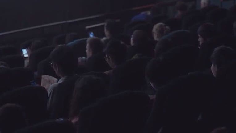 3950a971-movie theater_1506710512061.jpg