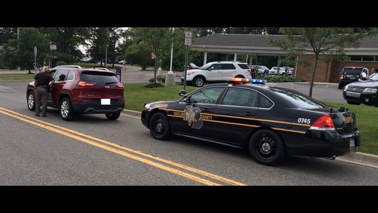 77191288-ocso-traffic-stop (2)_1497541431356.jpg