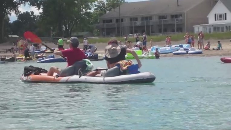 309dd31e-port huron float down screenshot_1471888722571.jpg