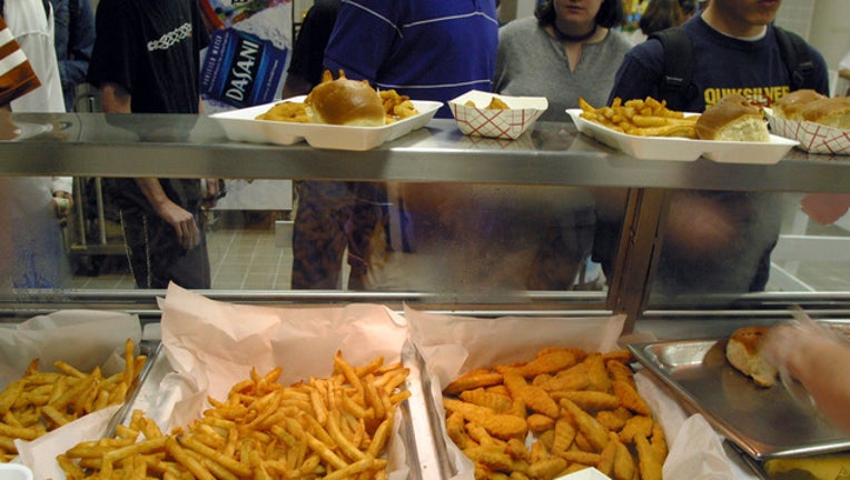 school-lunch-GETTY-IMAGES_1504792223307.jpg