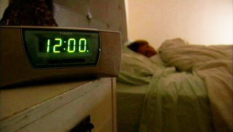 sleep-alarm-daylight-saving-clock_1489154376404.jpg