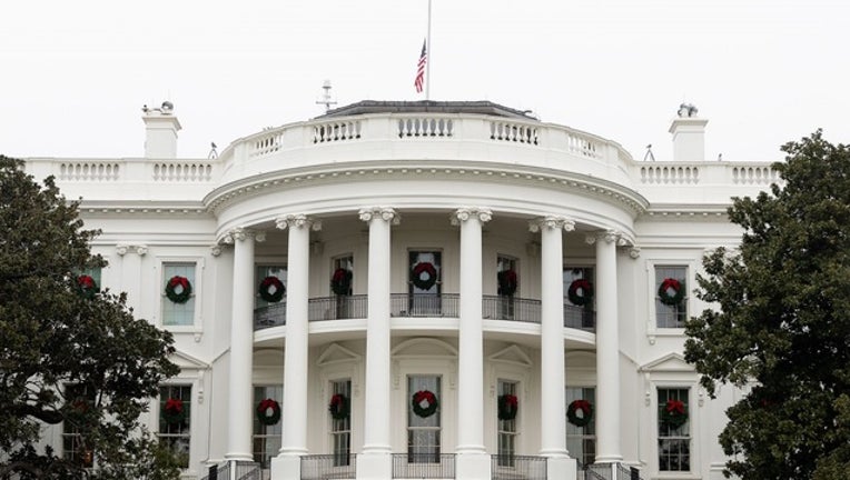 white_house_flag_half-staff_120218_keegan_barber_1543784001935-401096.jpg