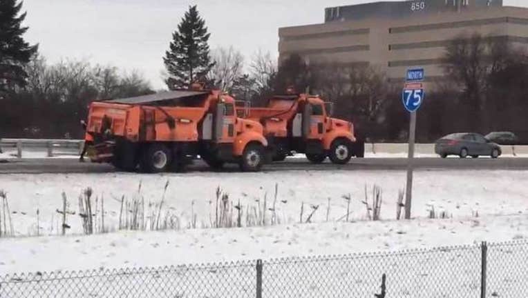 wjbk-i75-pothole-patches-012819_1548683822837.JPG