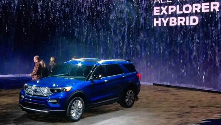 wjbk-naias-ford-explorer-011419_1547474957896.jpg