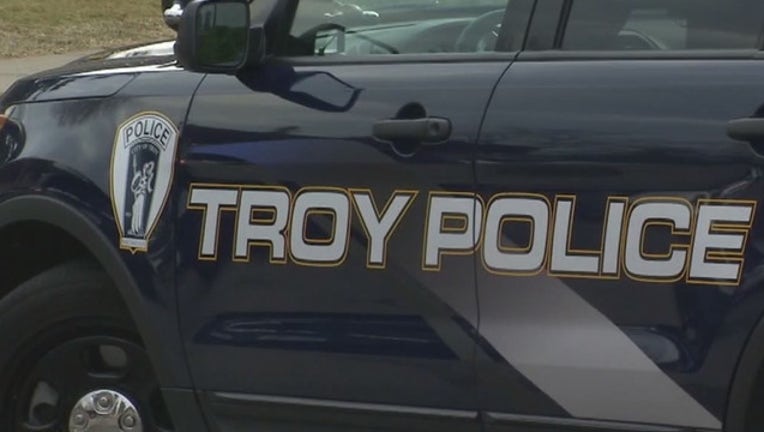61dcf088-wjbk-troy police car-082718_1535382162346.jpg.jpg