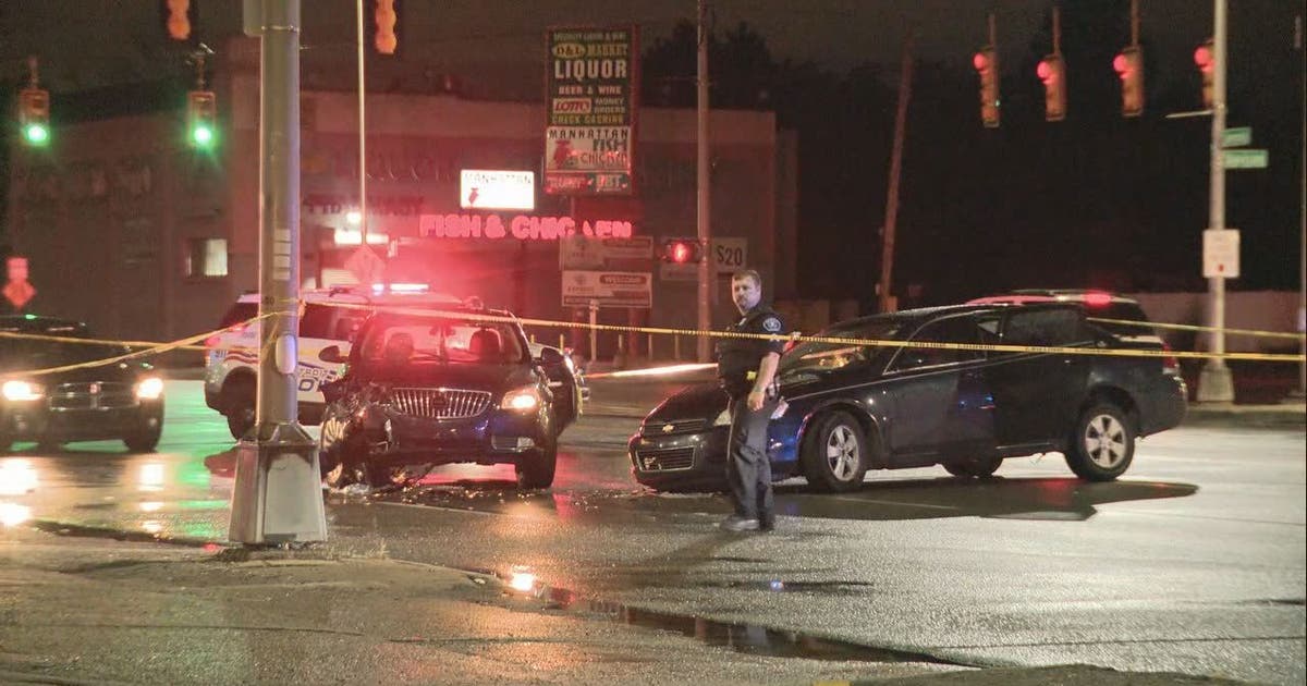 Man beaten to death after car crash on Detroit's west side | FOX 2 Detroit