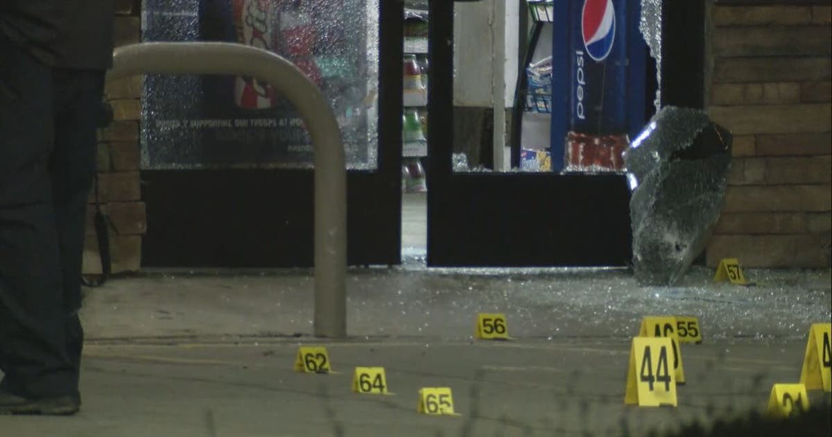 Customer killed in double shooting at gas station on Detroit's ...