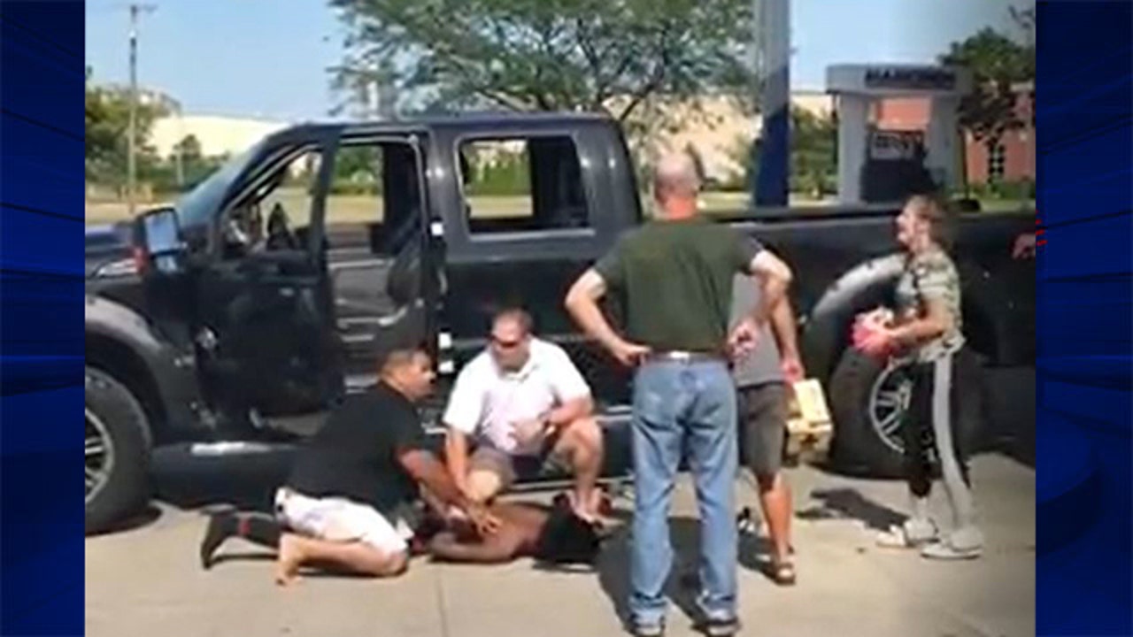 Citizens arrest man trying to carjack truck at Wyandotte gas station