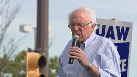 Bernie Sanders visits UAW picket line in Hamtramck