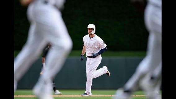 Cron, Schoop power Twins to 7-4 win over Tigers
