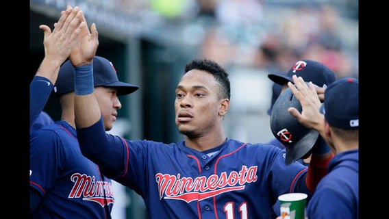 Twins rout Tigers 13-5