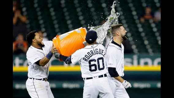 Tigers walk-off 12-11 over AL best Yankees