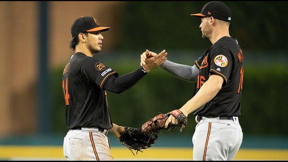 Orioles top Tigers 6-2 in meeting of historically bad teams