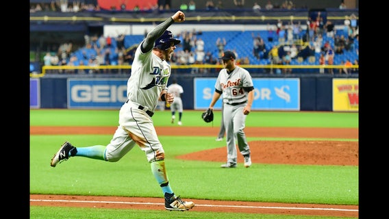 Brosseau's RBI single in 13th lifts Rays past Tigers 1-0