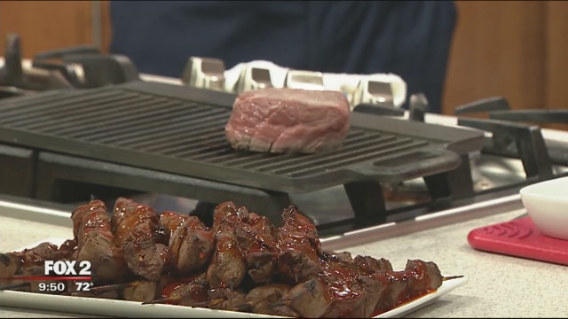 $2 filet mignon tips at Diamonds Steak & Seafood