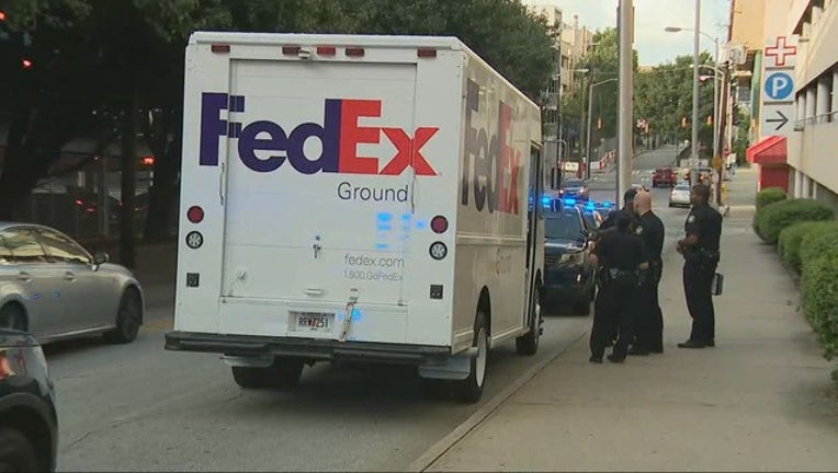 Police: FedEx driver delivered shooting victims to ER