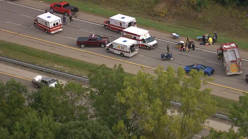 Crash Involving Motorcycle Shuts Down Nb I 75 Near Holly Fox 2 Detroit 8916